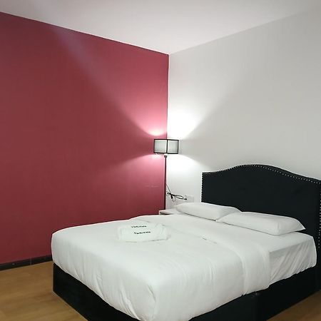 Tz Satellite Hotel, קוטה בארו מראה חיצוני תמונה